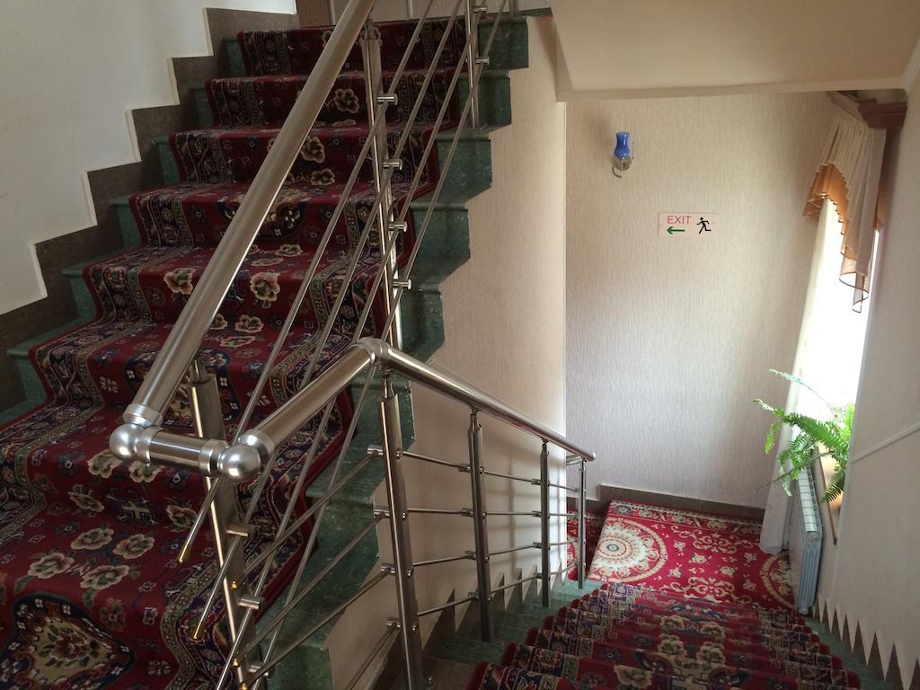 Nairi Hotel Jermuk Exterior photo
