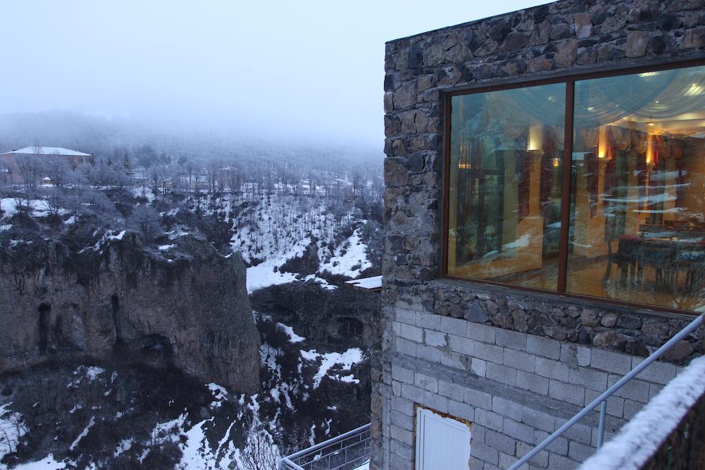 Nairi Hotel Jermuk Exterior photo